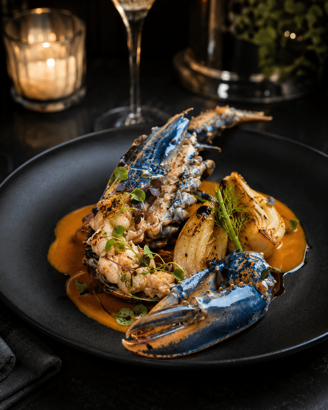Photo du plat : Homard bleu, bisque corsée & fenouil